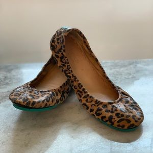 Leopard Tieks sz 8